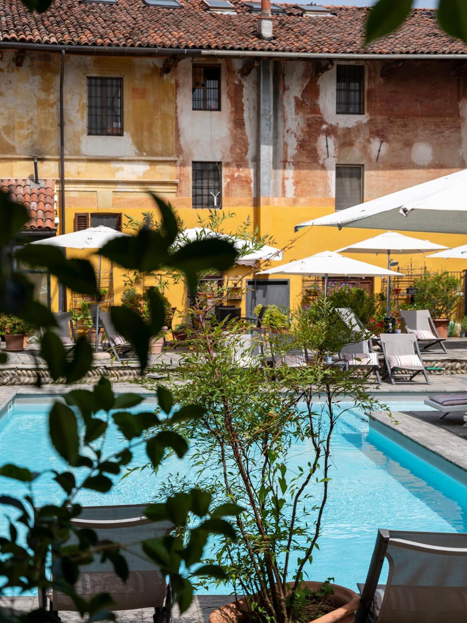 Al Castello Resort Sillavengo エクステリア 写真