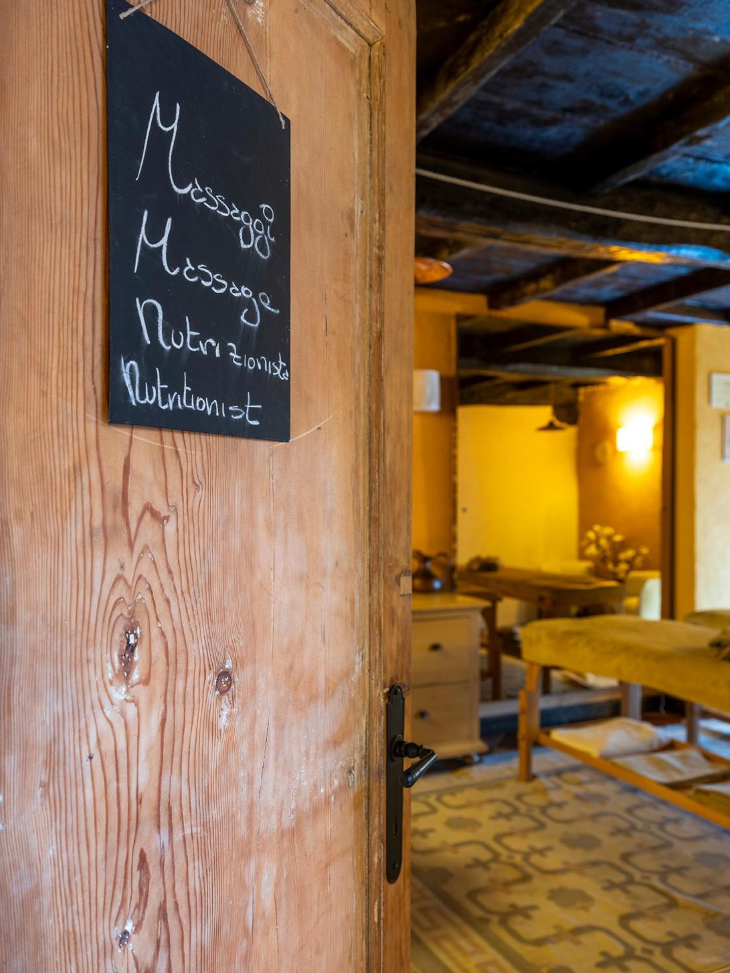 Al Castello Resort Sillavengo エクステリア 写真