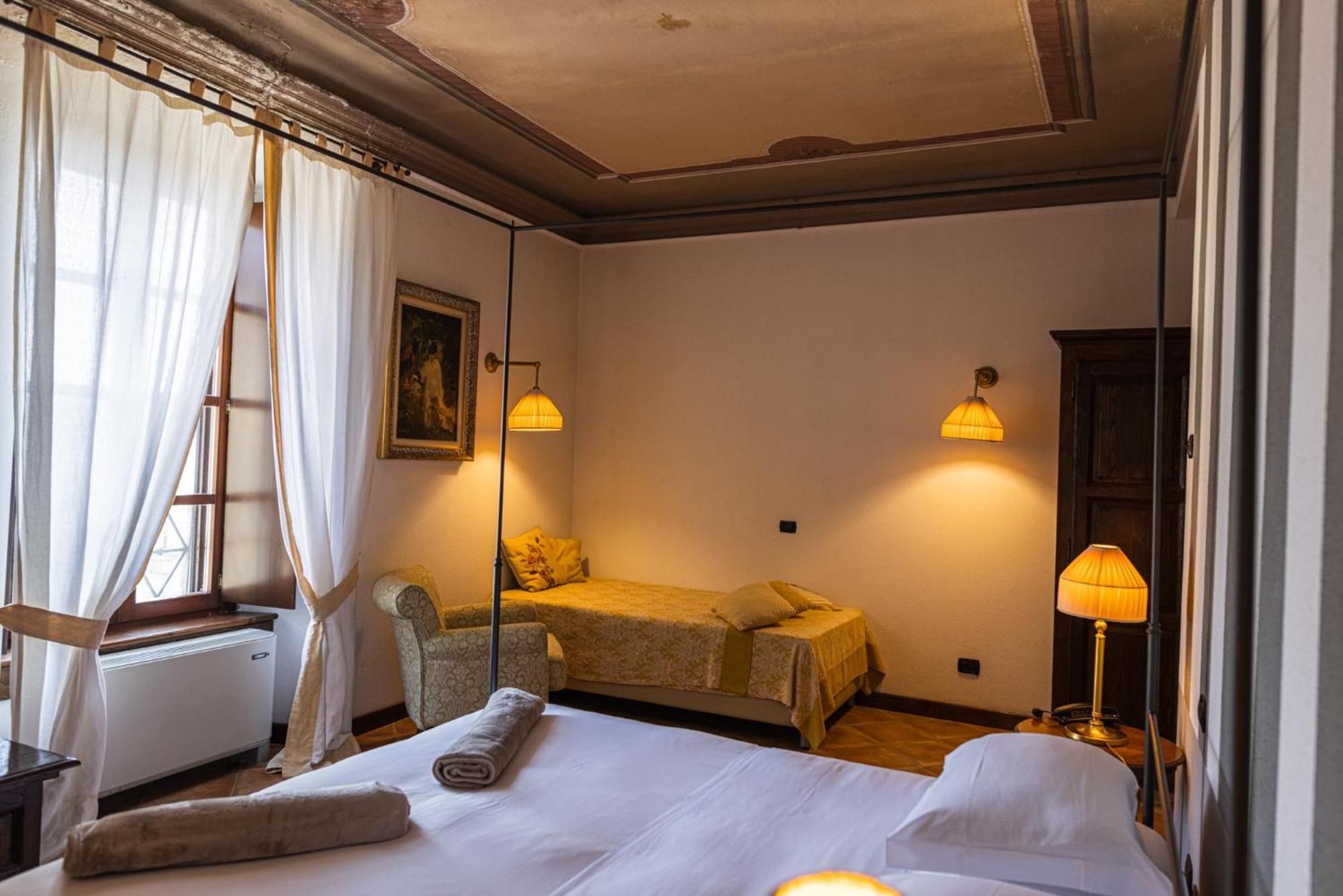 Al Castello Resort Sillavengo エクステリア 写真