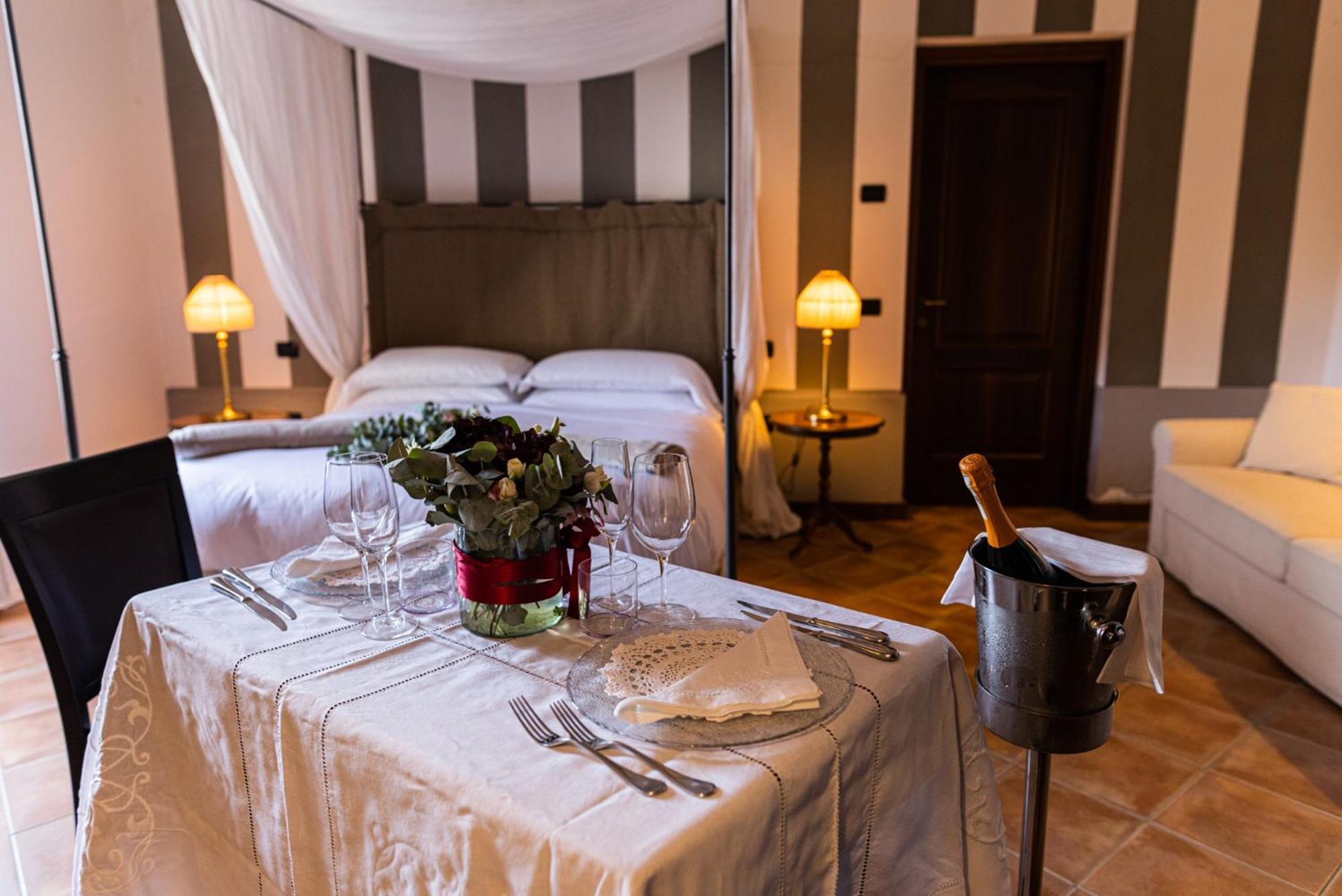 Al Castello Resort Sillavengo エクステリア 写真